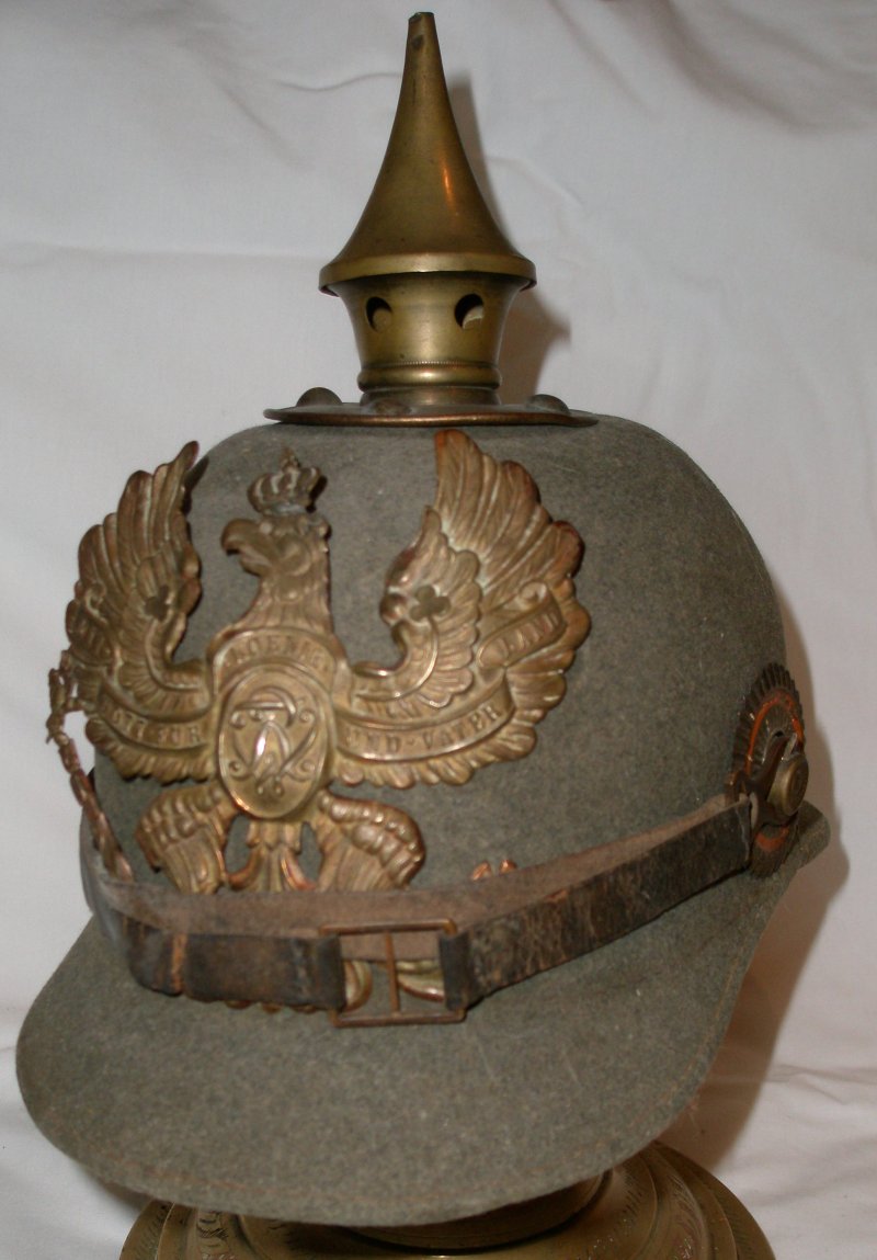 Prussain "FWR" Infantry Helmet